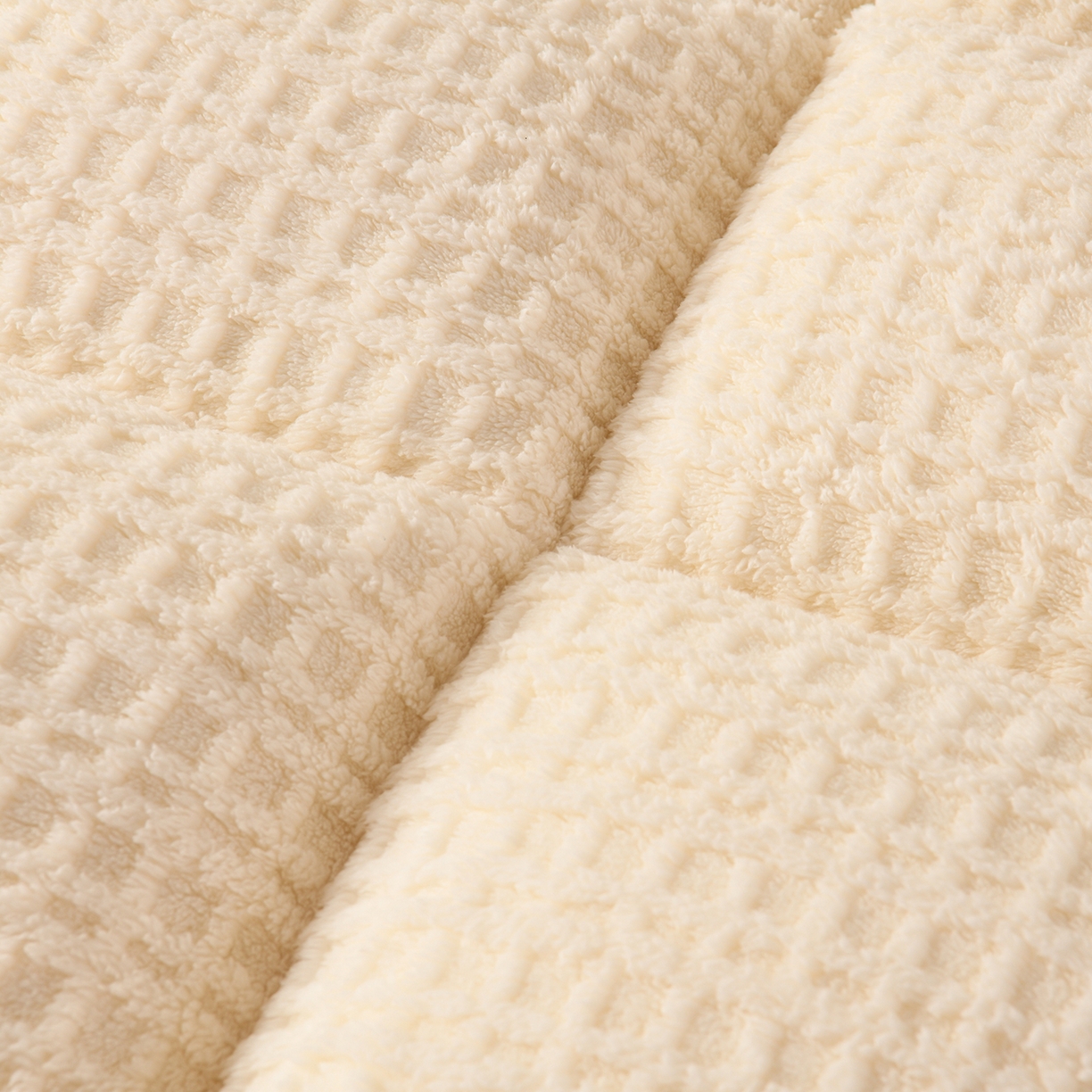 91家纺网 家纺一手货源 找家纺 小叮当家纺仓储工厂店 2025新款亲肤舒适方格绒系列床垫垫子-方格绒 方格绒-奶白