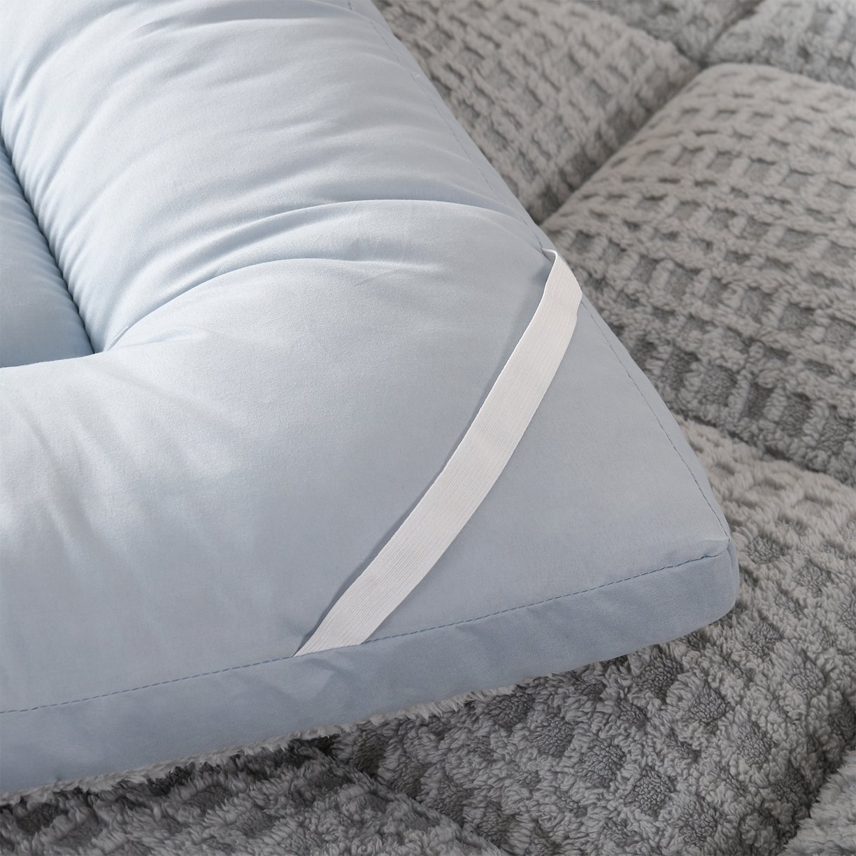 91家纺网 家纺一手货源 找家纺 小叮当家纺仓储工厂店 2025新款亲肤舒适方格绒系列床垫垫子-方格绒 方格绒-椰子灰