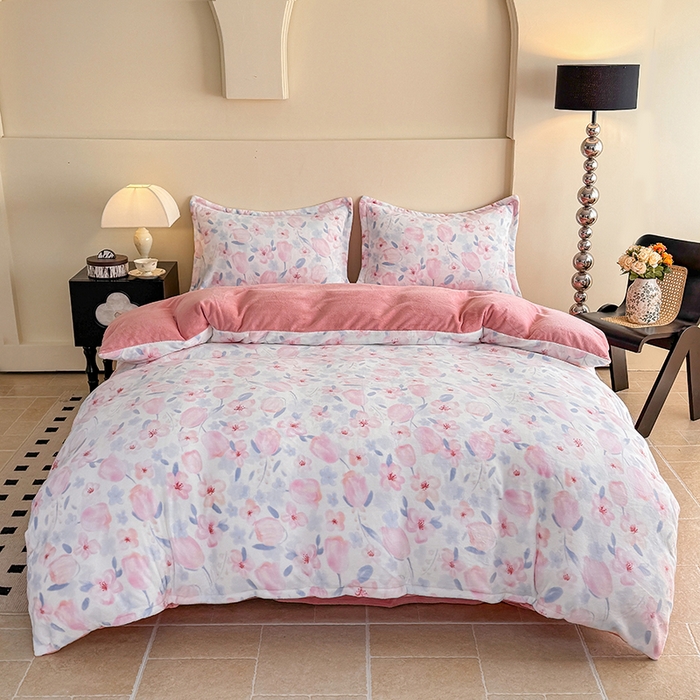 91家纺网 家纺一手货源 找家纺 （总）金盛纺 2025新款高克重牛奶绒印花系列四件套(可定制)