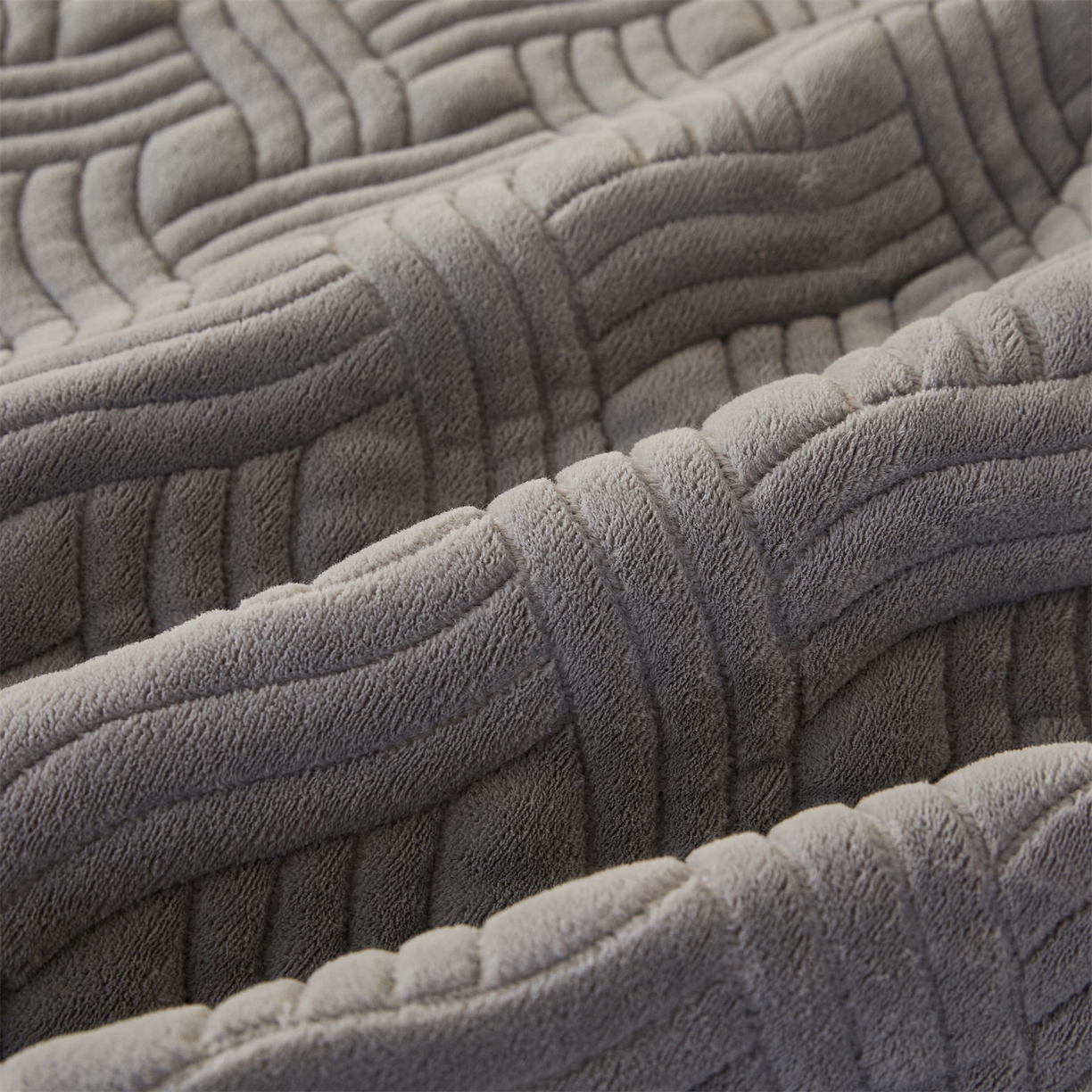 91家纺网 家纺一手货源 找家纺 金鹰 2025新款A类牛奶绒云眠绒夹棉床笠牛奶绒床笠席梦思保护套床垫套 浅灰