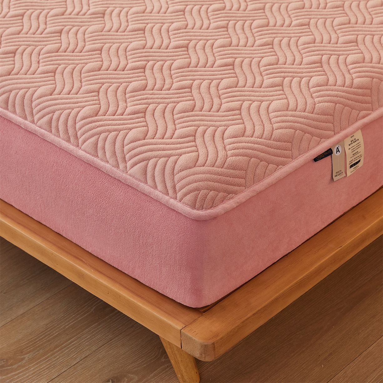 91家纺网 家纺一手货源 找家纺 金鹰 2025新款A类牛奶绒云眠绒夹棉床笠牛奶绒床笠席梦思保护套床垫套 豆沙