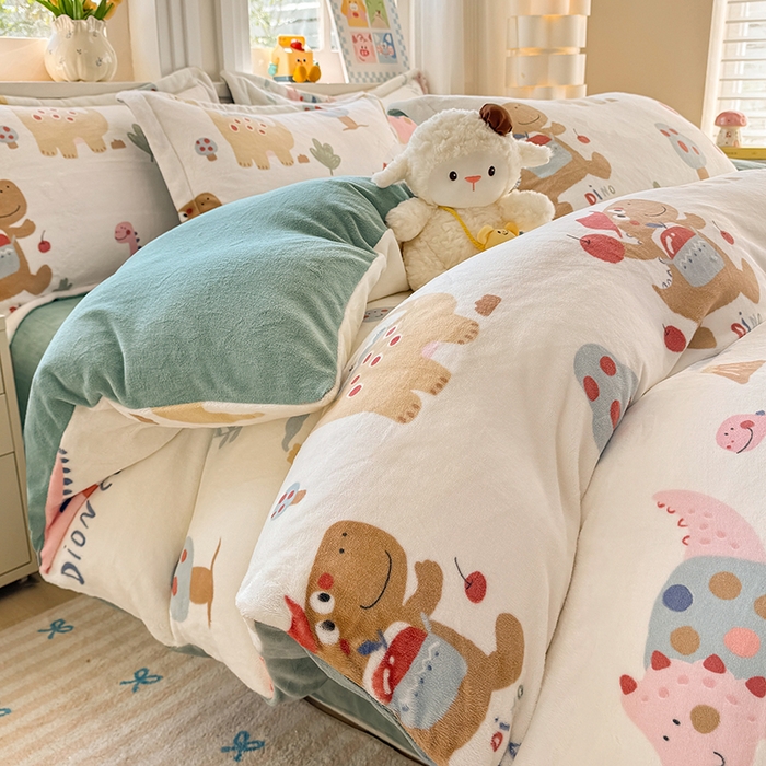 91家纺网 家纺一手货源 找家纺 金盛纺 2025新款高克重牛奶绒印花系列四件套(可定制) 大宝贝