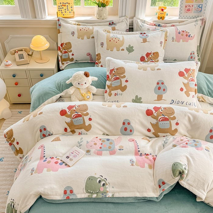 91家纺网 家纺一手货源 找家纺 金盛纺 2025新款高克重牛奶绒印花系列四件套(可定制) 大宝贝