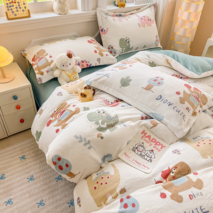 91家纺网 家纺一手货源 找家纺 金盛纺 2025新款高克重牛奶绒印花系列四件套(可定制) 大宝贝