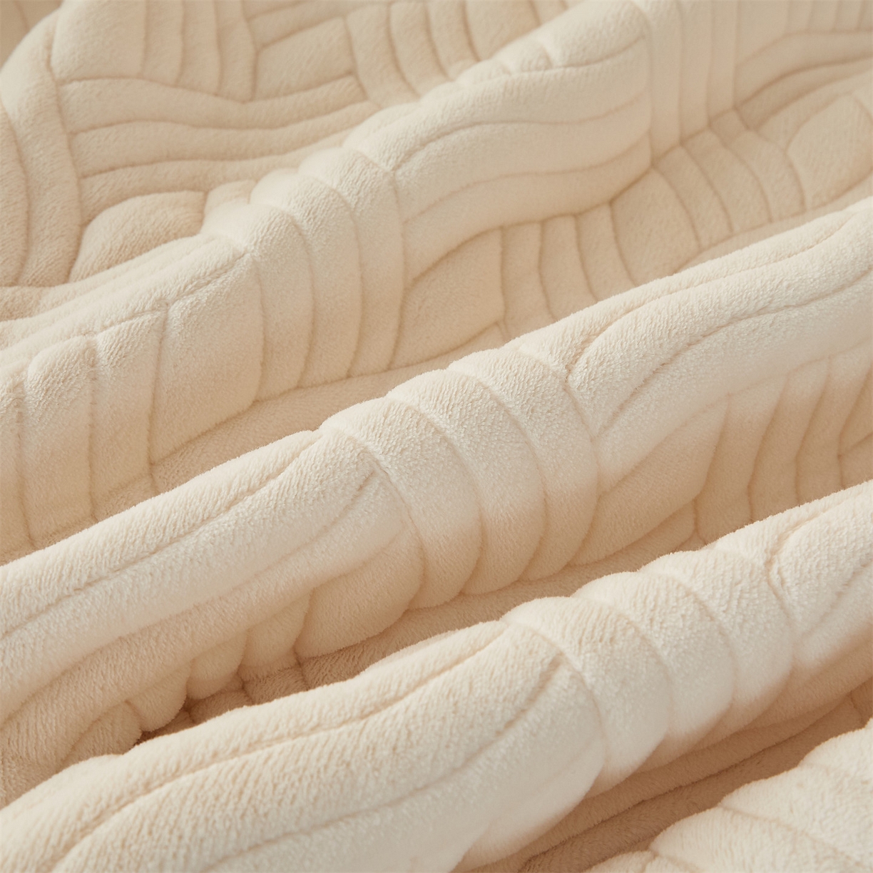 91家纺网 家纺一手货源 找家纺 金鹰 2025新款A类牛奶绒云眠绒夹棉床笠牛奶绒床笠席梦思保护套床垫套 奶白