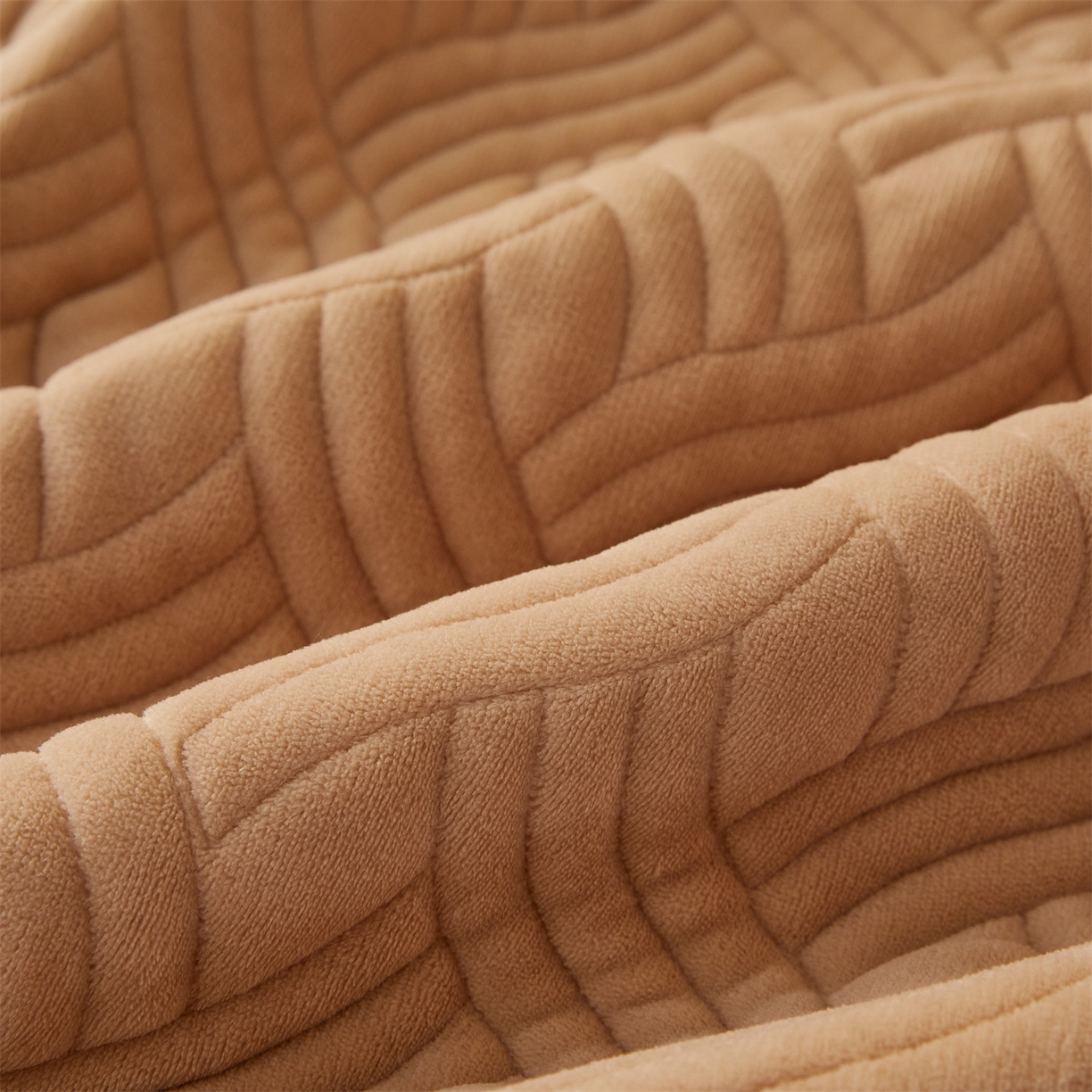 91家纺网 家纺一手货源 找家纺 金鹰 2025新款A类牛奶绒云眠绒夹棉床笠牛奶绒床笠席梦思保护套床垫套 驼色