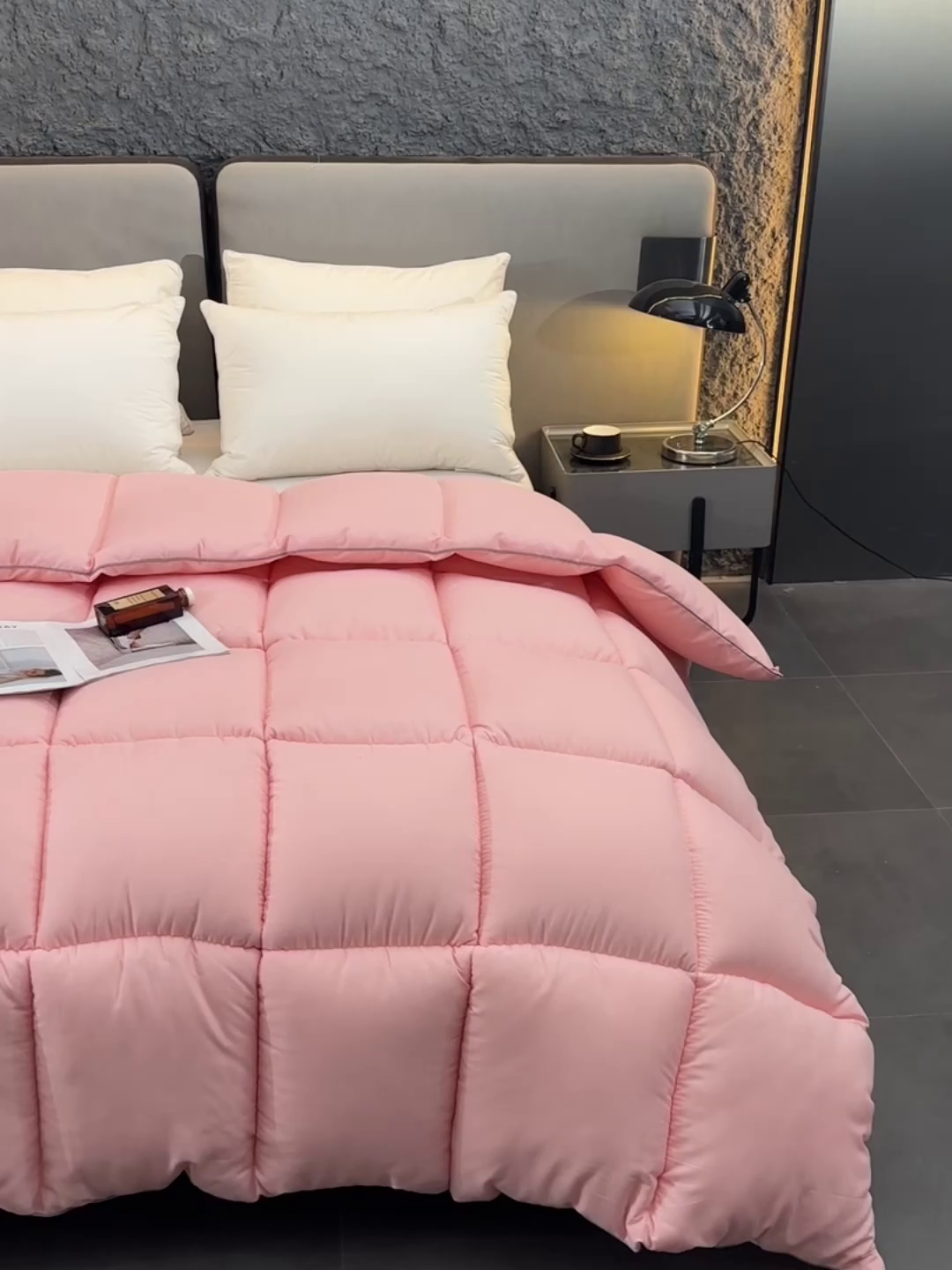 91家纺网 家纺一手货源 找家纺 小叮当家纺仓储工厂店 2025新款亲肤舒适A类母婴级全棉纯棉保暖被子被芯 羽粉