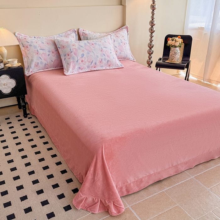 91家纺网 家纺一手货源 找家纺 金盛纺 2025新款高克重牛奶绒印花系列四件套(可定制) 温雅