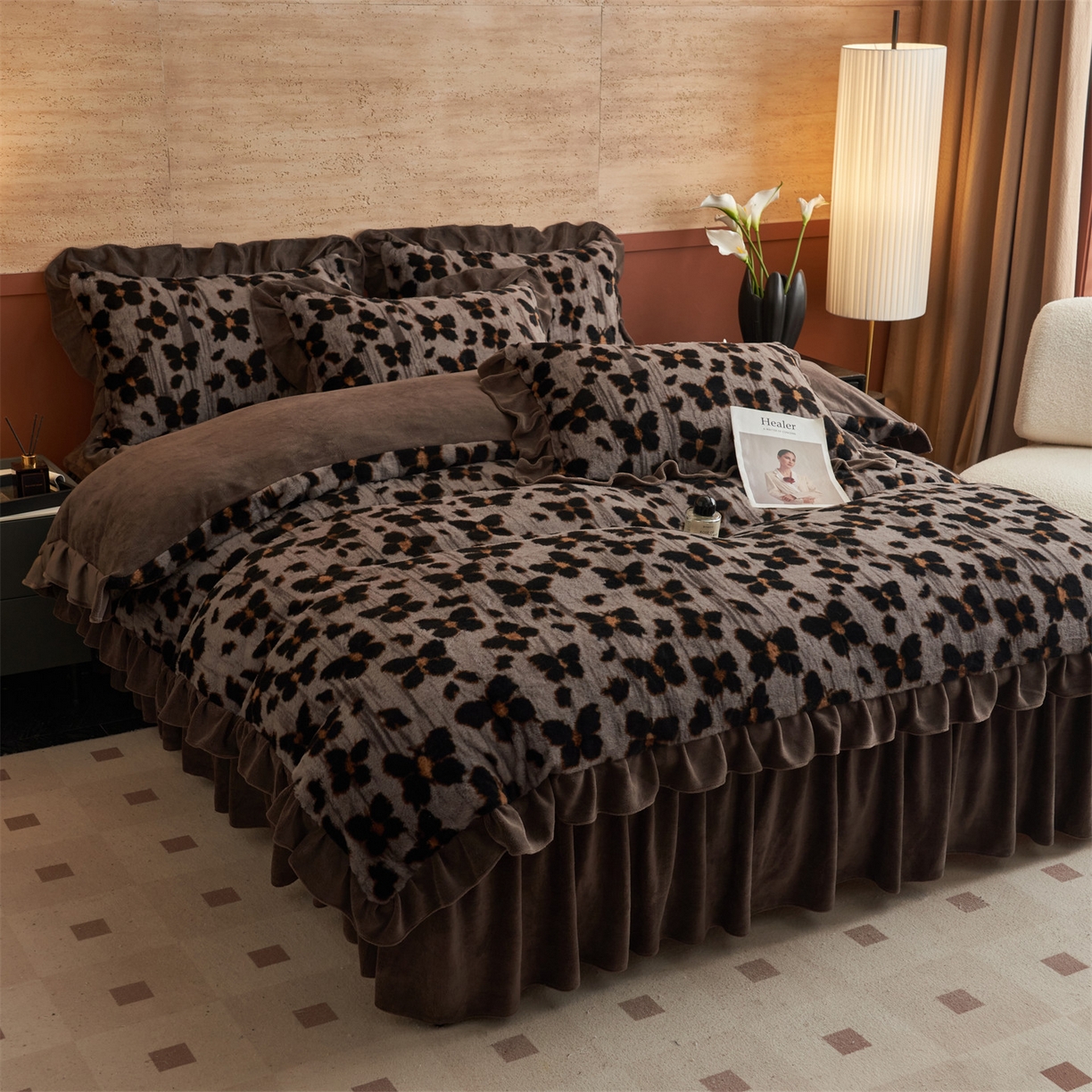 91家纺网 家纺一手货源 找家纺 金鹰 2025新款A类兔毛绒夹棉床裙四件套加厚牛奶绒四件套 梦幻蝴蝶-灰