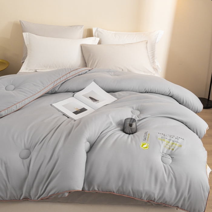 91家纺网 家纺一手货源 找家纺 小叮当家纺仓储工厂店 2025新款亲肤舒适大豆纤维被被子被芯 立体大豆被-灰色