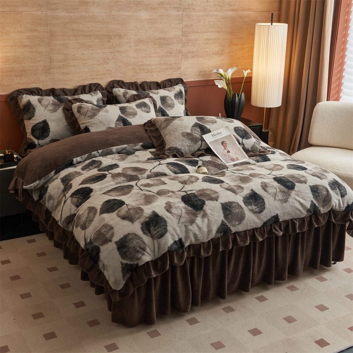 91家纺网 家纺一手货源 找家纺 金鹰 2025新款A类兔毛绒夹棉床裙四件套加厚牛奶绒四件套 叶叶深情-灰