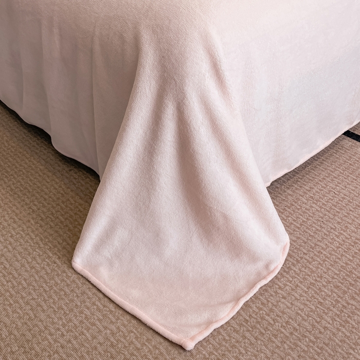 91家纺网 家纺一手货源 找家纺 逸尚阁 2025新款高克重牛奶绒刺绣四件套-绒蝶恋系列 绒蝶恋-粉玉