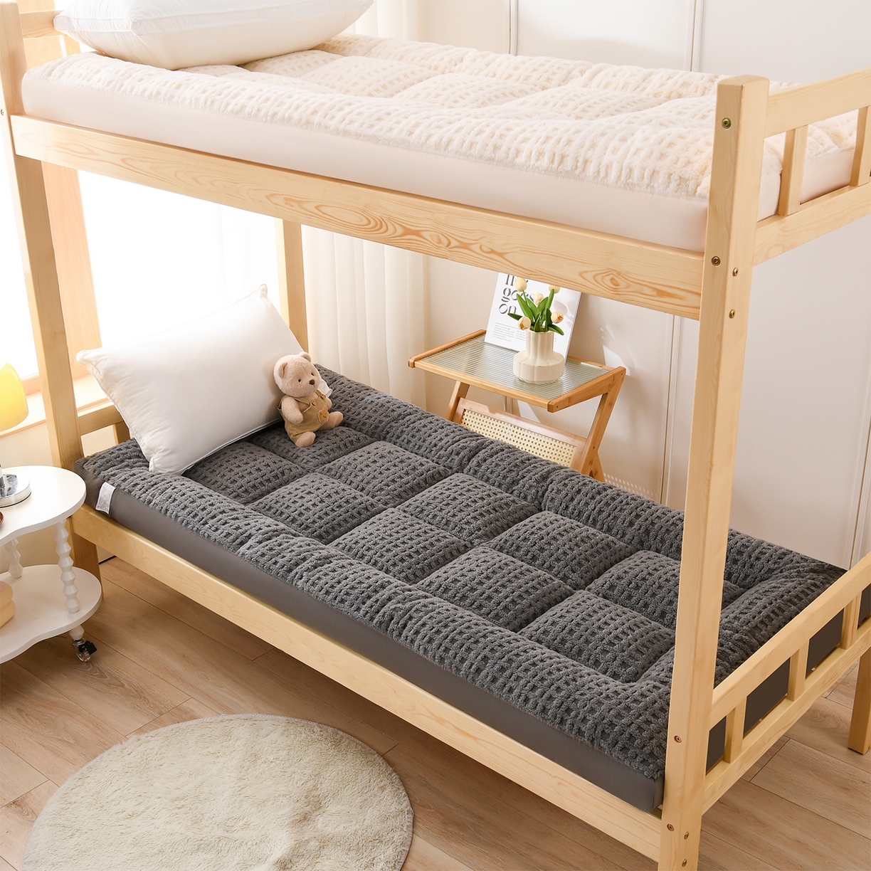 91家纺网 家纺一手货源 找家纺 小叮当家纺仓储工厂店 2025新款A类提花牛奶绒塔芙绒单床垫床垫单品跨境-方格 学生床 方格深灰