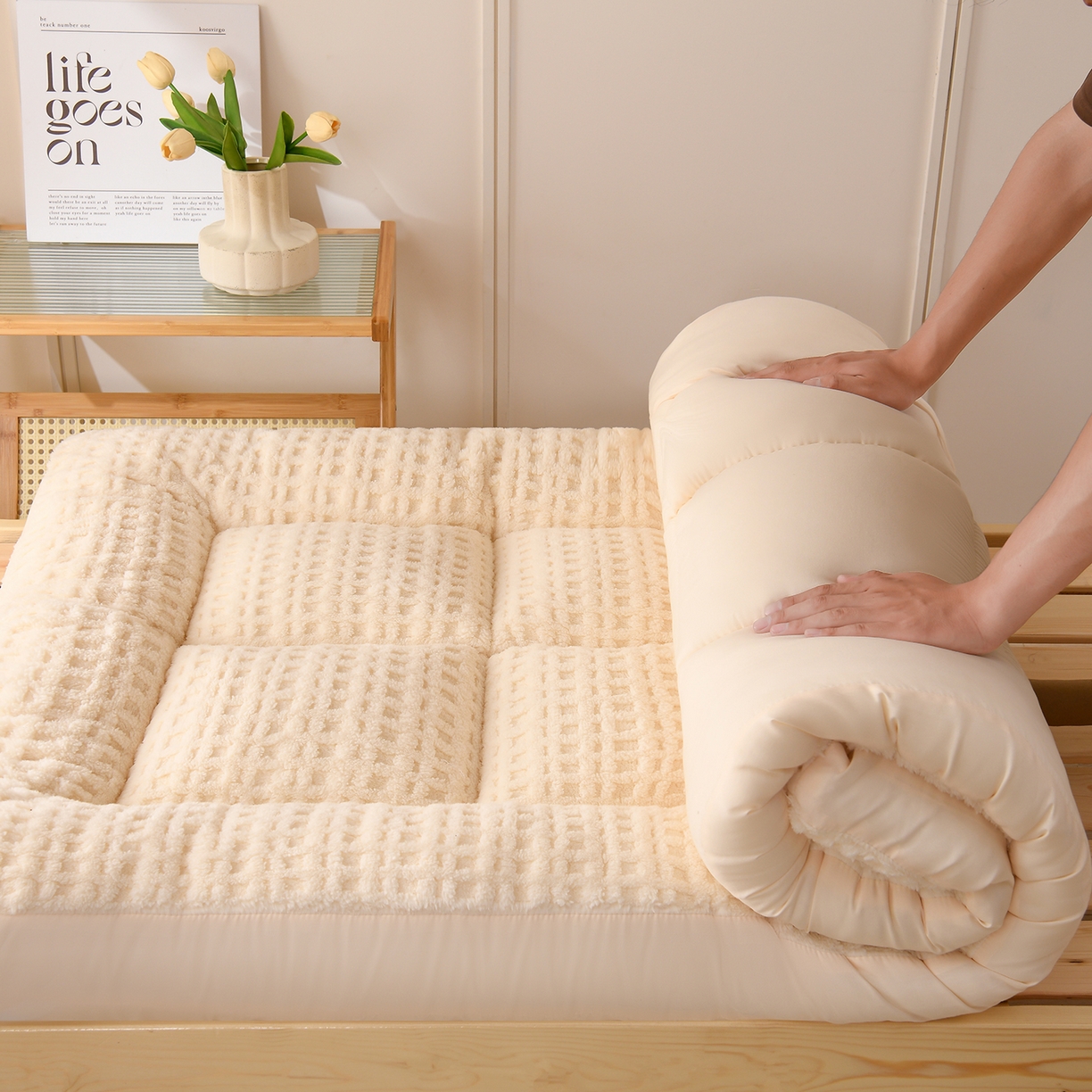 91家纺网 家纺一手货源 找家纺 （总）小叮当家纺仓储工厂店 2025新款A类提花牛奶绒塔芙绒单床垫床垫单品跨境-方格 学生床