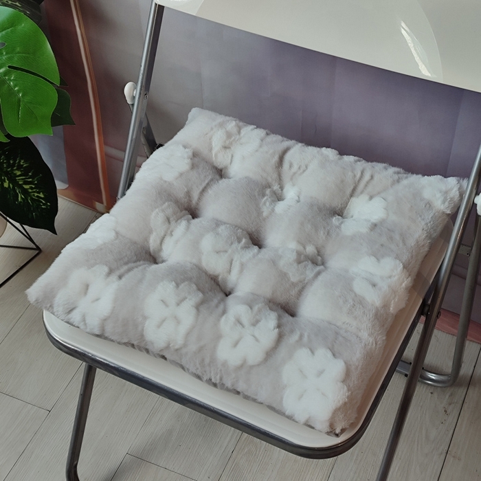 91家纺网 家纺一手货源 找家纺 （总）李帅家居 2025新款兔毛花绑带坐垫垫子椅子坐垫屁垫办公室久坐凳子垫子椅子垫办公椅座垫椅垫屁股垫四季