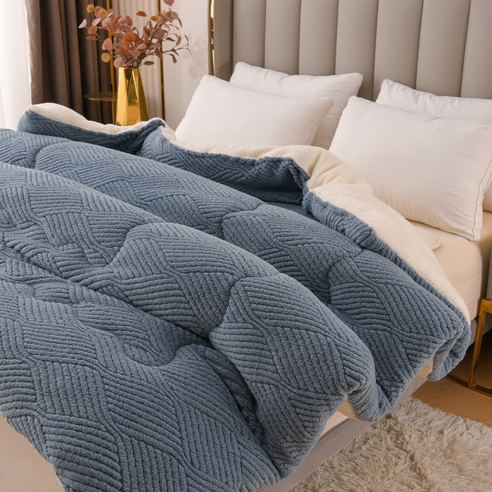 91家纺网 家纺一手货源 找家纺 小叮当家纺仓储工厂店 2025新款亲肤舒适提花双面绒冬被被子被芯-双面绒 双面绒蓝灰