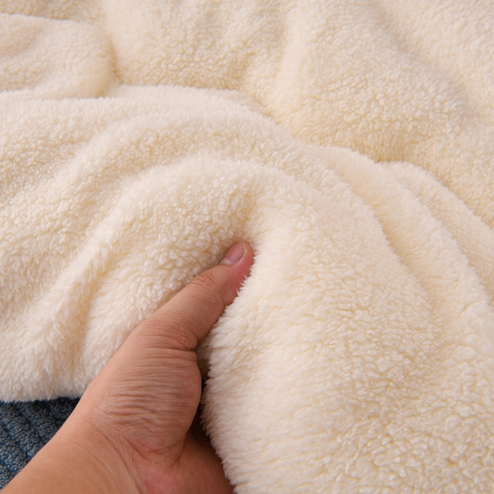 91家纺网 家纺一手货源 找家纺 小叮当家纺仓储工厂店 2025新款亲肤舒适提花双面绒冬被被子被芯-双面绒 双面绒蓝灰