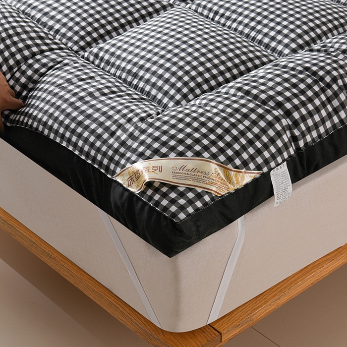 91家纺网 家纺一手货源 找家纺 （总）小叮当家纺仓储工厂店 2025新款亲肤舒适格子床垫垫子床褥