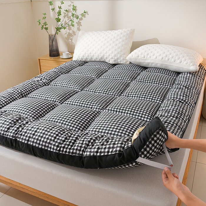 小叮当家纺仓储工厂店 2025新款亲肤舒适格子床垫垫子床褥 格子床垫-黑格