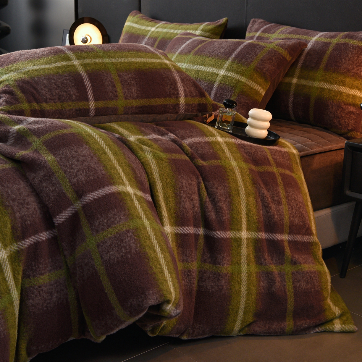 91家纺网 家纺一手货源 找家纺 （总）金鹰 2025新款仿羊绒夹棉印花床笠四件套加厚牛奶绒四件套