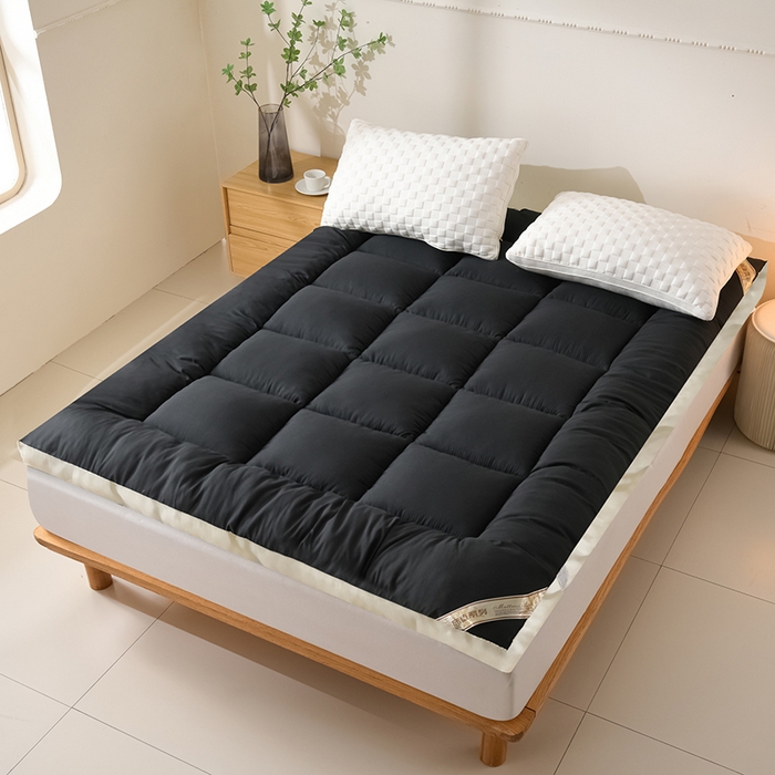 91家纺网 家纺一手货源 找家纺 小叮当家纺仓储工厂店 2025新款亲肤舒适黄边立体床垫床褥 黄边黑色