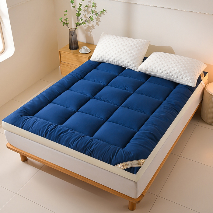 91家纺网 家纺一手货源 找家纺 小叮当家纺仓储工厂店 2025新款亲肤舒适黄边立体床垫床褥 黄边深蓝