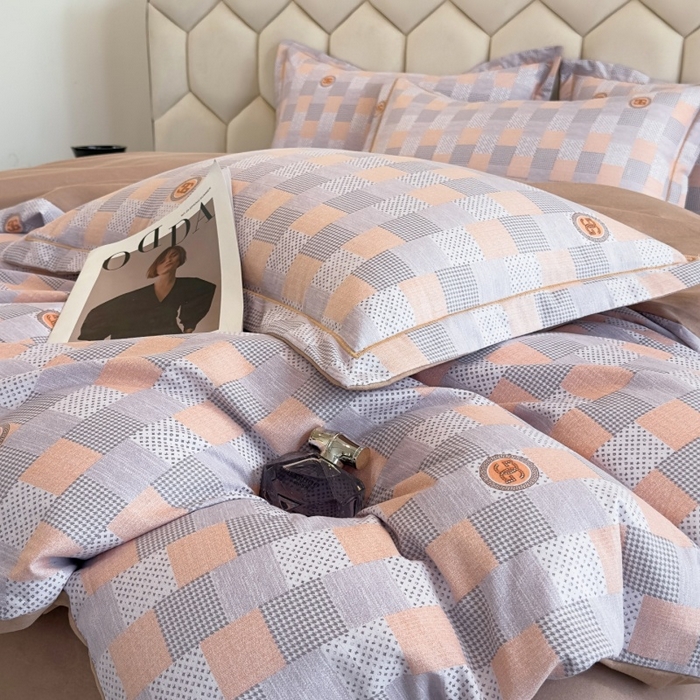 91家纺网 家纺一手货源 找家纺 雲归梦 2025新款纯棉加厚磨毛多规格磨毛四件套 阿拉斯加灰