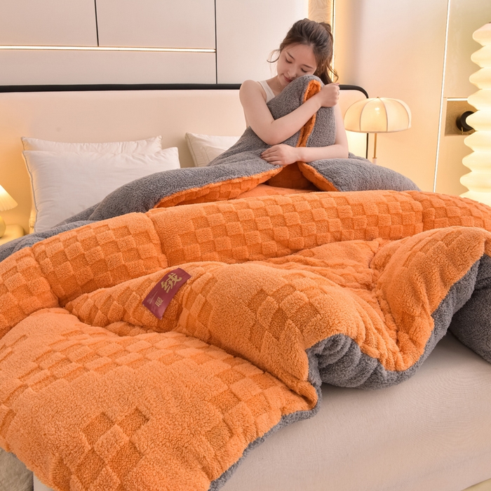 91家纺网 家纺一手货源 找家纺 小叮当家纺仓储工厂店 2025全新塔芙绒冬被加厚牛奶绒羊羔绒被子被芯 暖绒橙