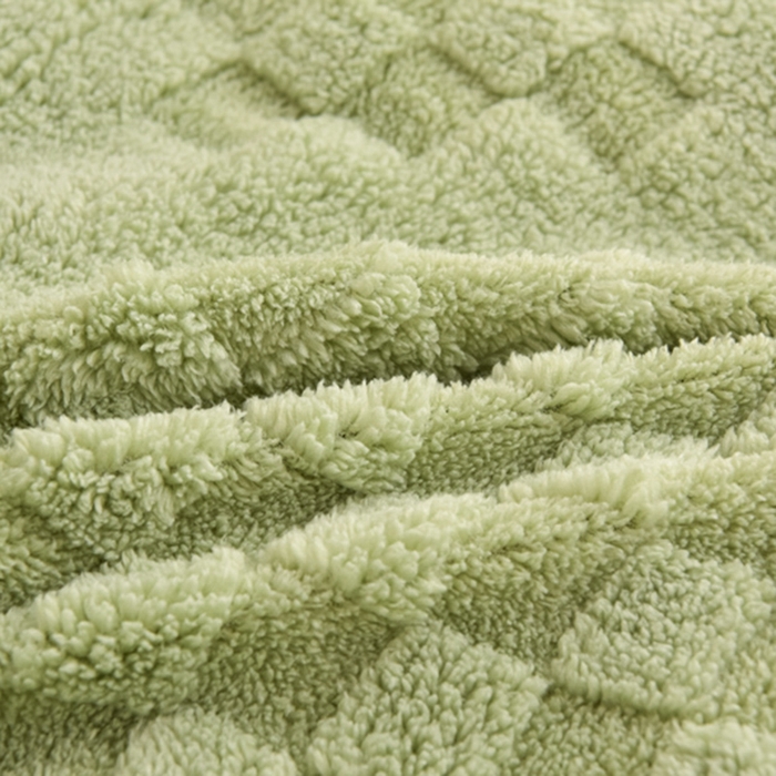 91家纺网 家纺一手货源 找家纺 小叮当家纺仓储工厂店 2025全新塔芙绒冬被加厚牛奶绒羊羔绒被子被芯 暖绒绿