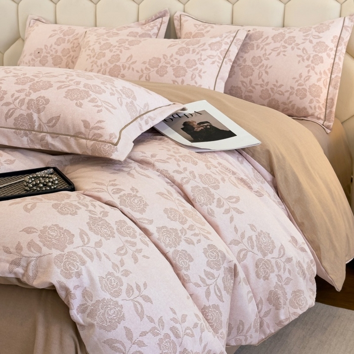 91家纺网 家纺一手货源 找家纺 雲归梦 2025新款纯棉加厚磨毛多规格磨毛四件套 玫瑰之心粉