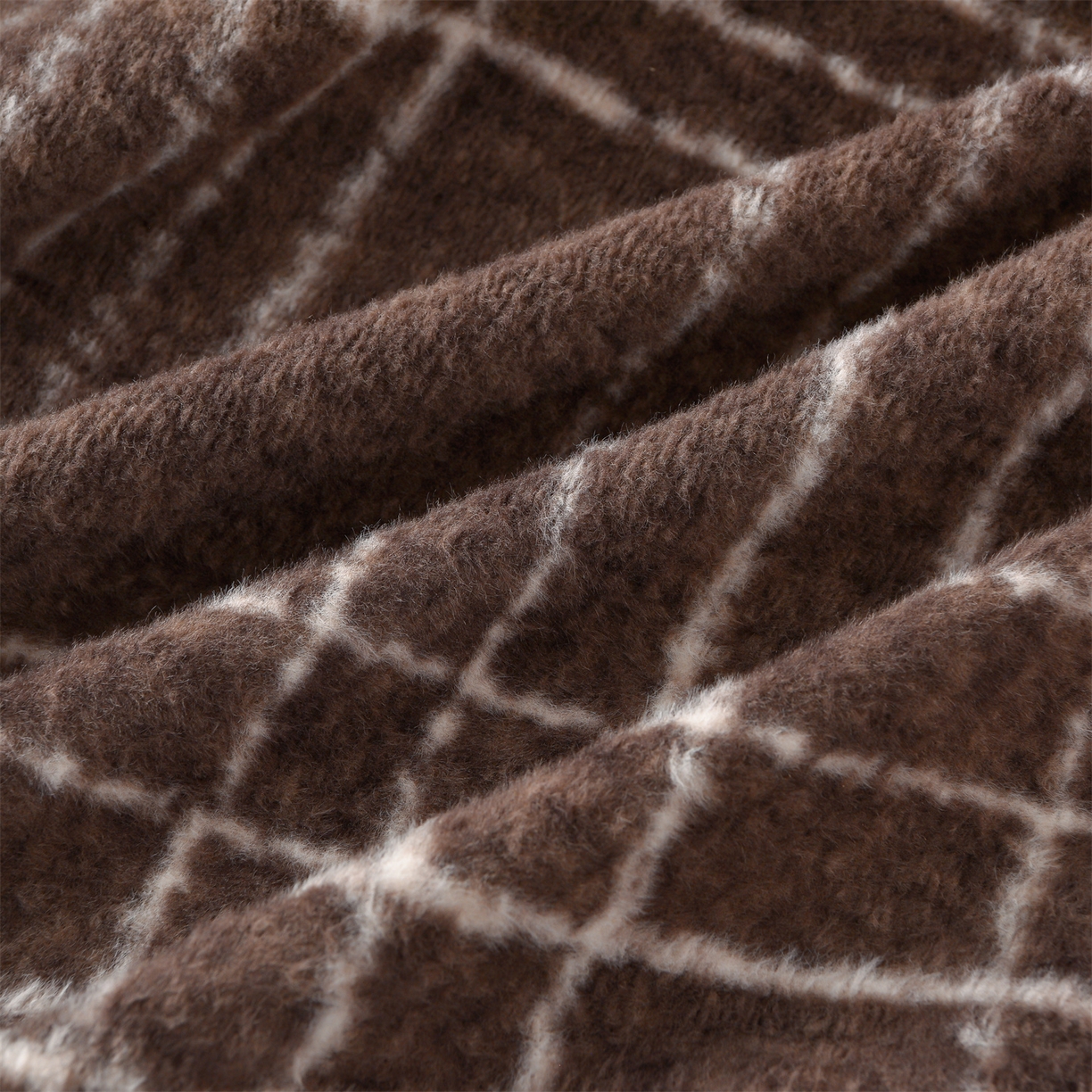 91家纺网 家纺一手货源 找家纺 金鹰 2025新款仿羊绒夹棉印花床笠四件套加厚牛奶绒四件套 米兰-咖