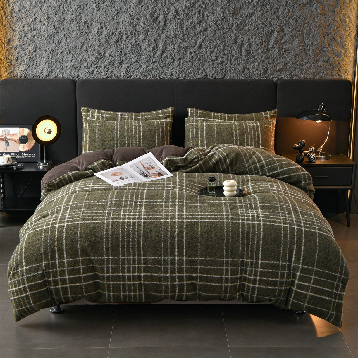 91家纺网 家纺一手货源 找家纺 金鹰 2025新款仿羊绒夹棉印花床笠四件套加厚牛奶绒四件套 米兰-绿