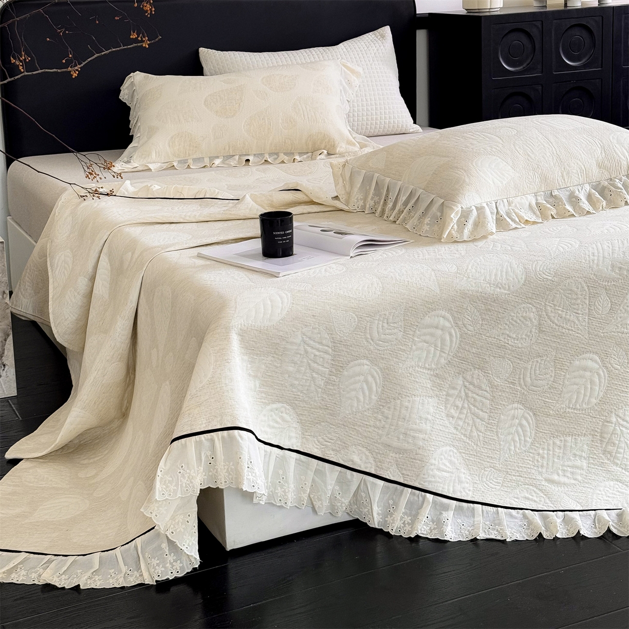 91家纺网 家纺一手货源 找家纺 金鹰 2025新款A类全棉花边棉麻空气层床盖 花边床盖-叶语