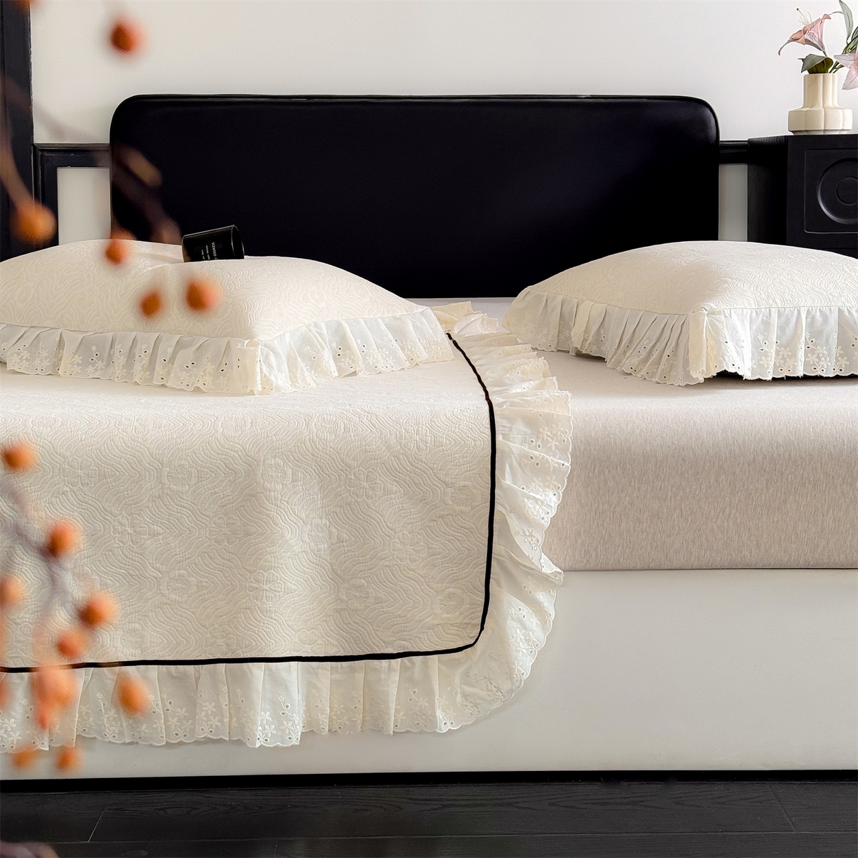 91家纺网 家纺一手货源 找家纺 金鹰 2025新款A类全棉花边棉麻空气层床盖 花边床盖-兰素