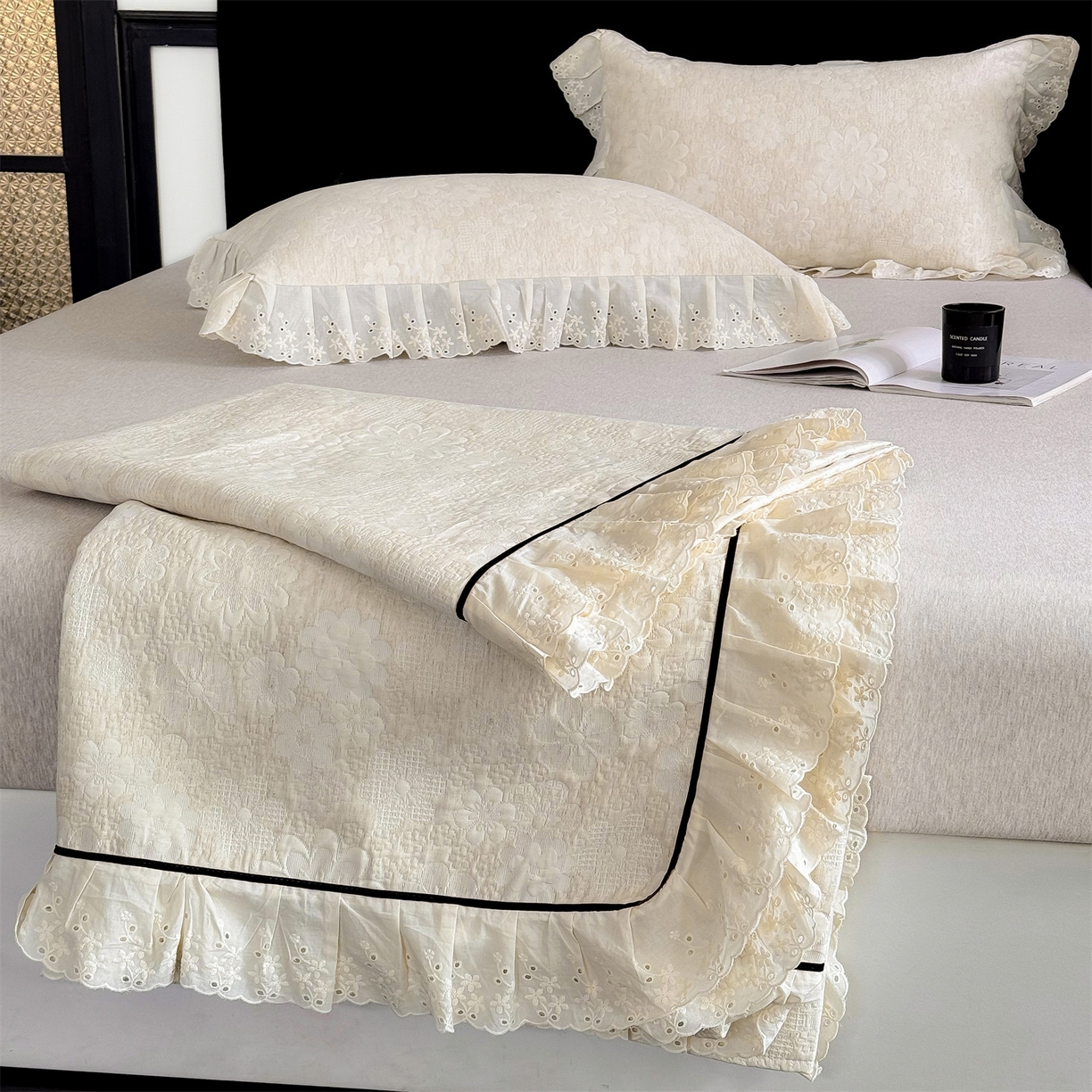 91家纺网 家纺一手货源 找家纺 金鹰 2025新款A类全棉花边棉麻空气层床盖 花边床盖-花海