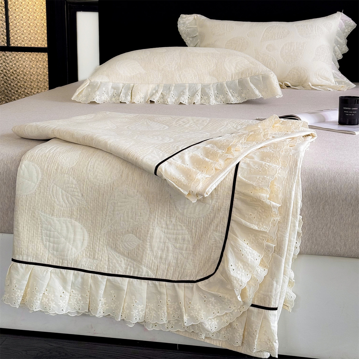 91家纺网 家纺一手货源 找家纺 金鹰 2025新款A类全棉花边棉麻空气层床盖 花边床盖-叶语