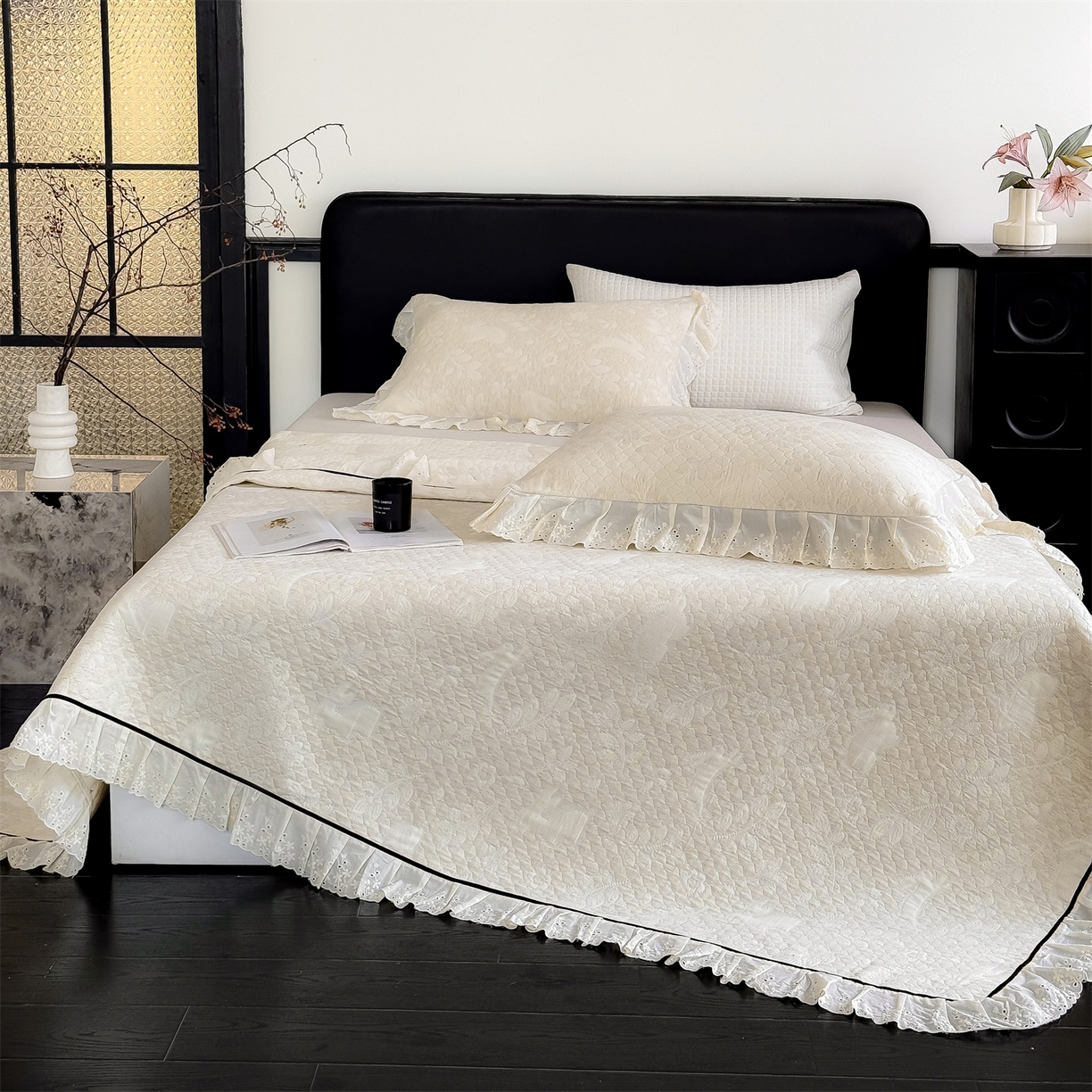 91家纺网 家纺一手货源 找家纺 金鹰 2025新款A类全棉花边棉麻空气层床盖 花边床盖-花涧兔