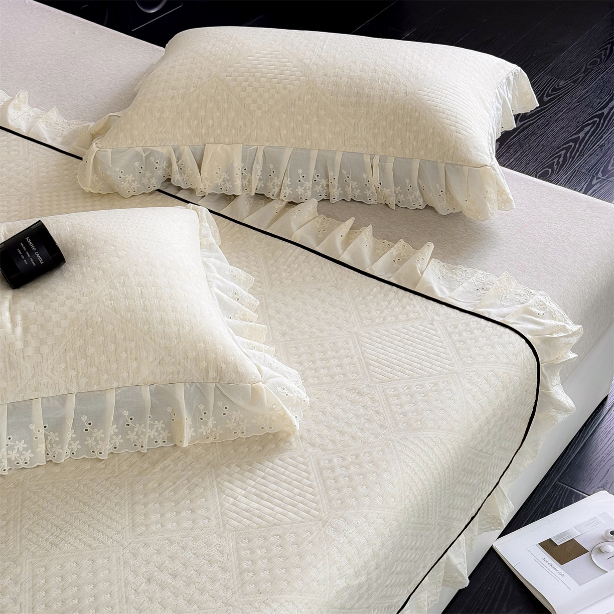 91家纺网 家纺一手货源 找家纺 金鹰 2025新款A类全棉花边棉麻空气层床盖 花边床盖-格调