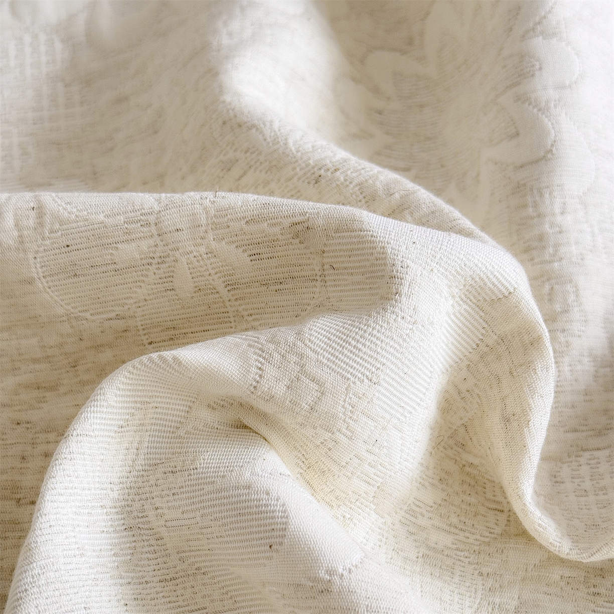 91家纺网 家纺一手货源 找家纺 金鹰 2025新款A类全棉花边棉麻空气层床盖 花边床盖-花海