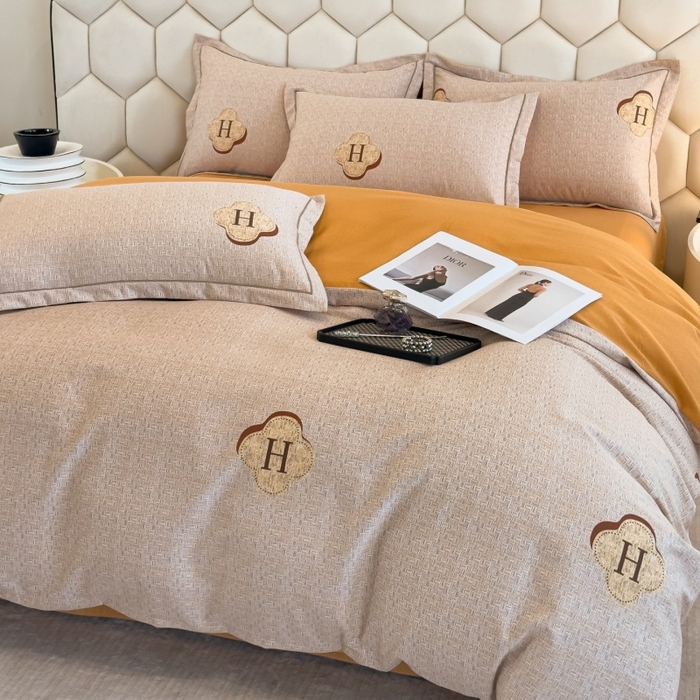 91家纺网 家纺一手货源 找家纺 雲归梦 2025新款纯棉加厚磨毛多规格磨毛四件套 唯尚咖