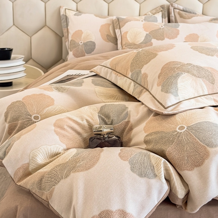 91家纺网 家纺一手货源 找家纺 雲归梦 2025新款纯棉加厚磨毛多规格磨毛四件套 乌木茶香米