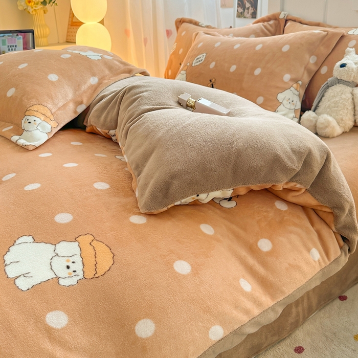 91家纺网 家纺一手货源 找家纺 优姿家纺 2025新款高克重牛奶绒印花单被套 呆萌小狗