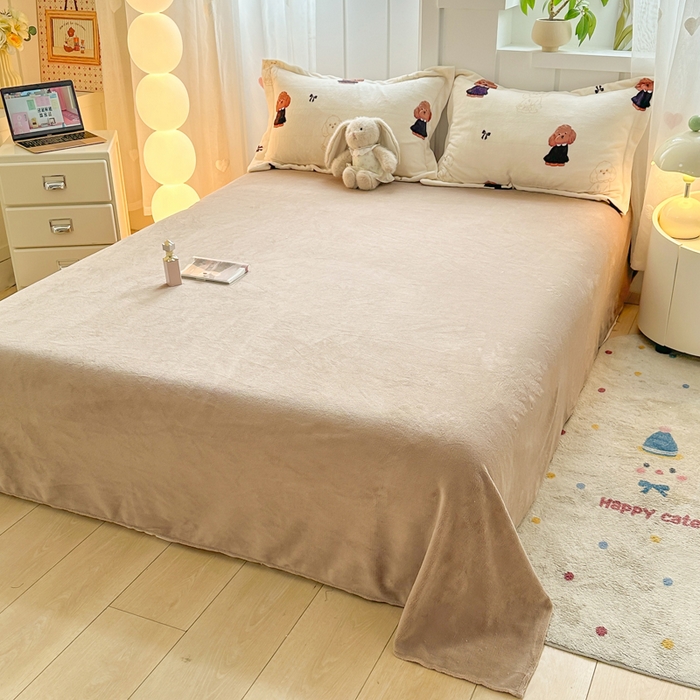 91家纺网 家纺一手货源 找家纺 优姿家纺 2025新款高克重牛奶绒印花单被套 机灵狗