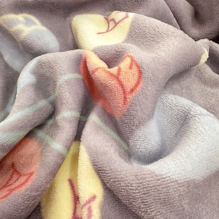 91家纺网 家纺一手货源 找家纺 优姿家纺 2025新款高克重牛奶绒印花单被套 浪漫花语