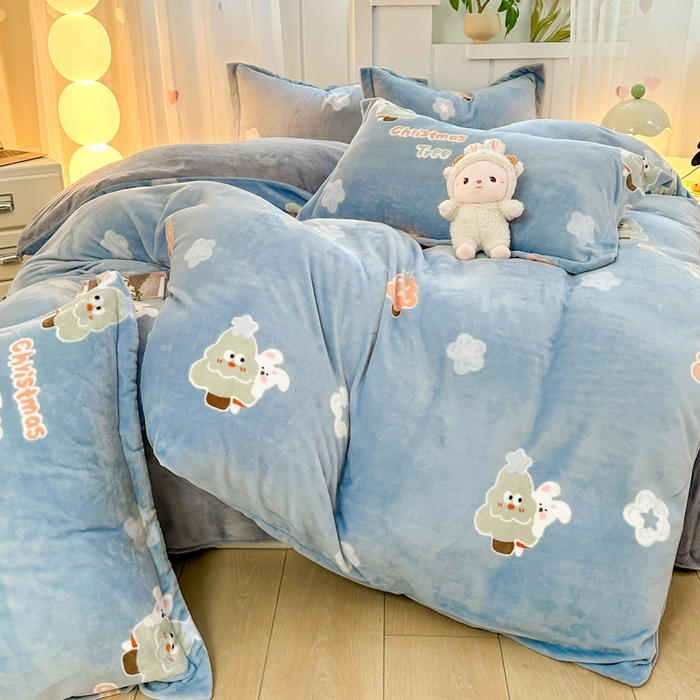 91家纺网 家纺一手货源 找家纺 优姿家纺 2025新款高克重牛奶绒印花单被套 松鼠小兔