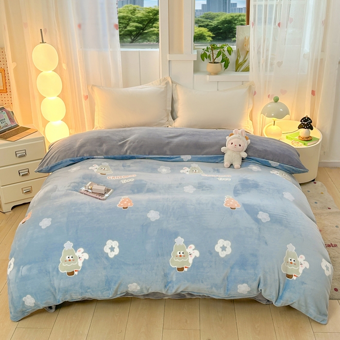 91家纺网 家纺一手货源 找家纺 优姿家纺 2025新款高克重牛奶绒印花单被套 松鼠小兔