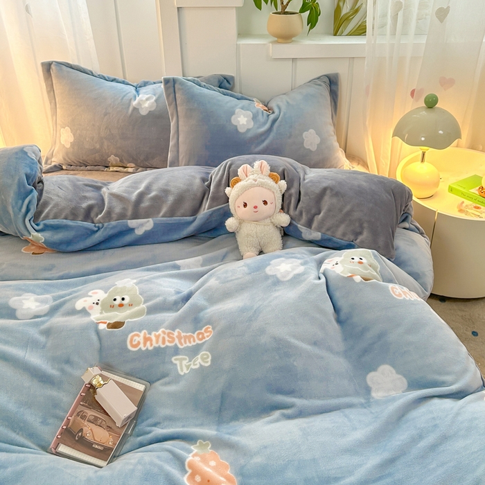 91家纺网 家纺一手货源 找家纺 优姿家纺 2025新款高克重牛奶绒印花单被套 松鼠小兔