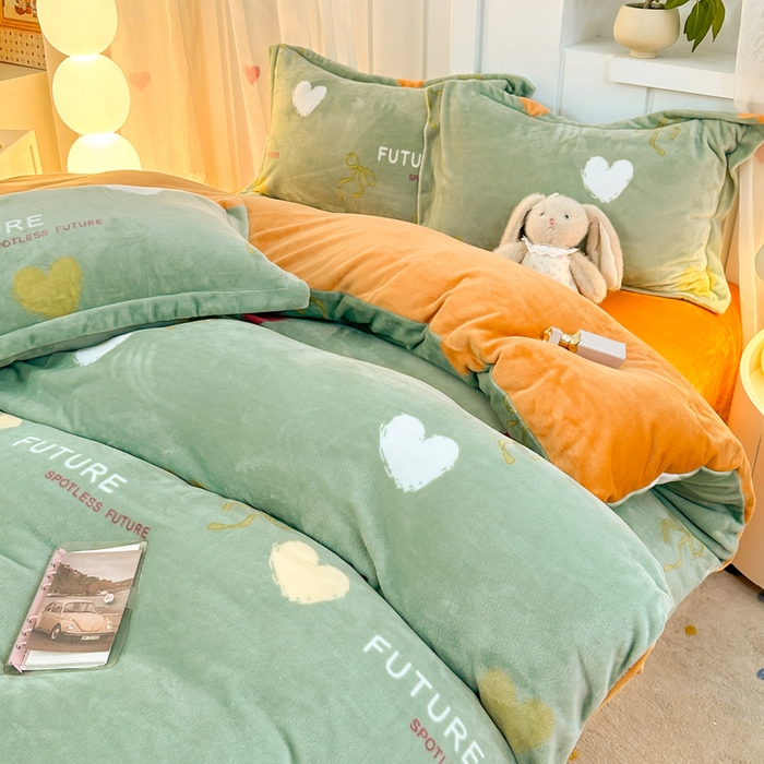 91家纺网 家纺一手货源 找家纺 优姿家纺 2025新款高克重牛奶绒印花单被套 幸运星语