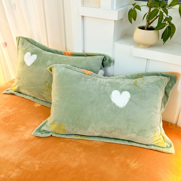 91家纺网 家纺一手货源 找家纺 优姿家纺 2025新款高克重牛奶绒印花单被套 幸运星语