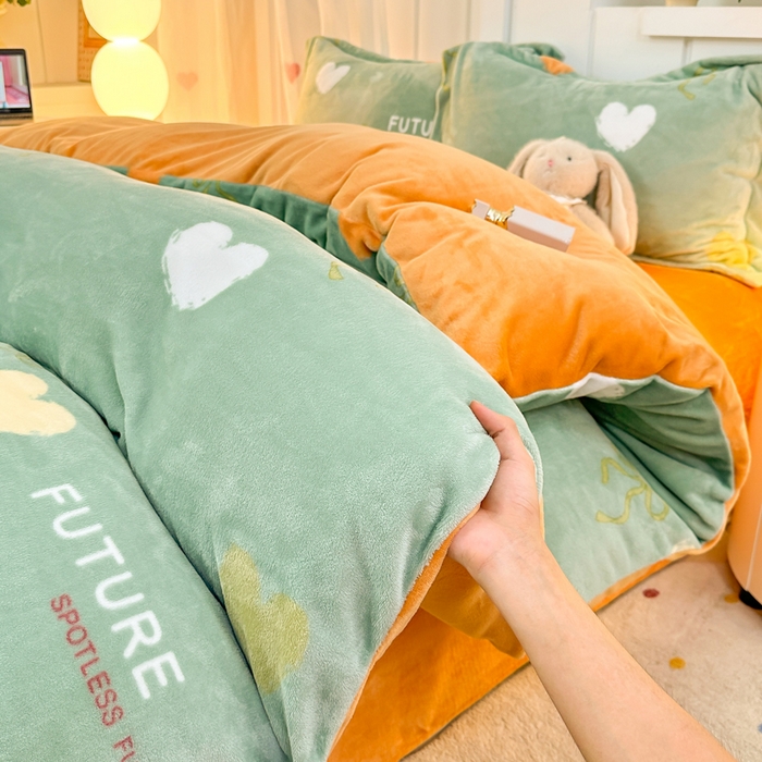 91家纺网 家纺一手货源 找家纺 优姿家纺 2025新款高克重牛奶绒印花单被套 幸运星语